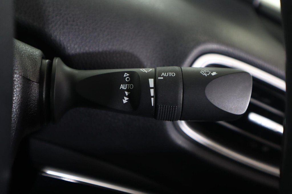 Used Toyota Prius 2020 for sale - 77200417: Photo 18