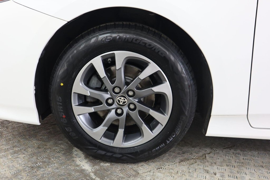 Used Toyota Prius 2020 for sale - 77200417: Photo 30