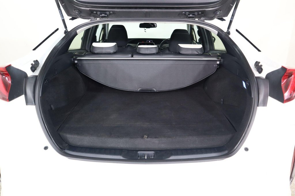 Used Toyota Prius 2020 for sale - 77200417: Photo 42