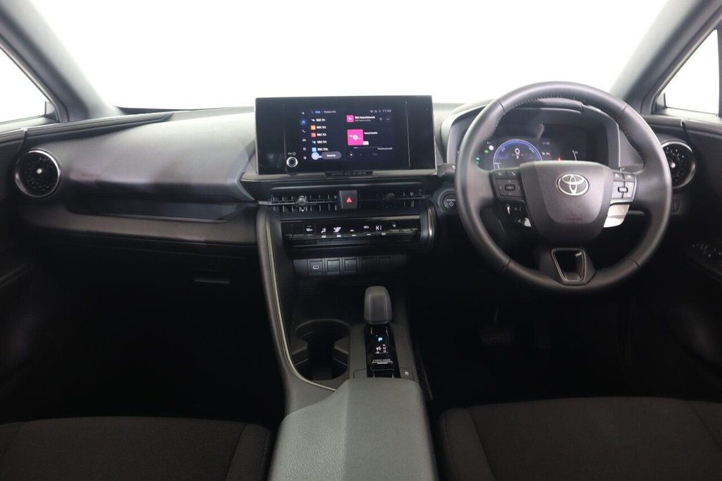 Used Toyota C-HR 2024 for sale - 77437339: Photo 12