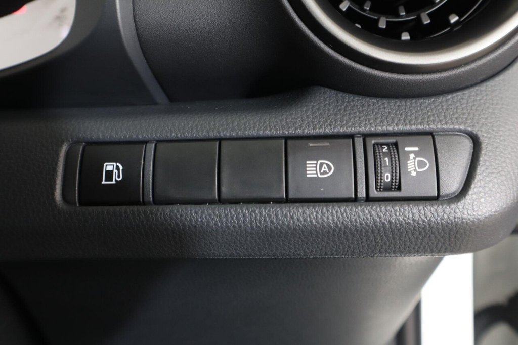 Used Toyota C-HR 2024 for sale - 77437339: Photo 21