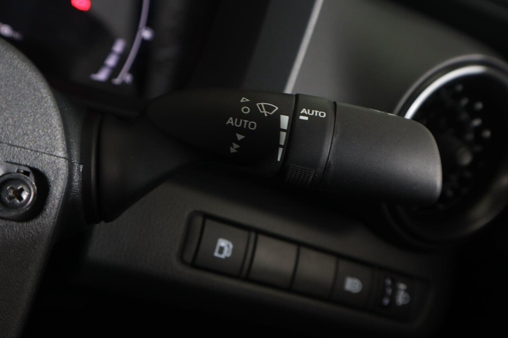 Used Toyota C-HR 2024 for sale - 77437339: Photo 23