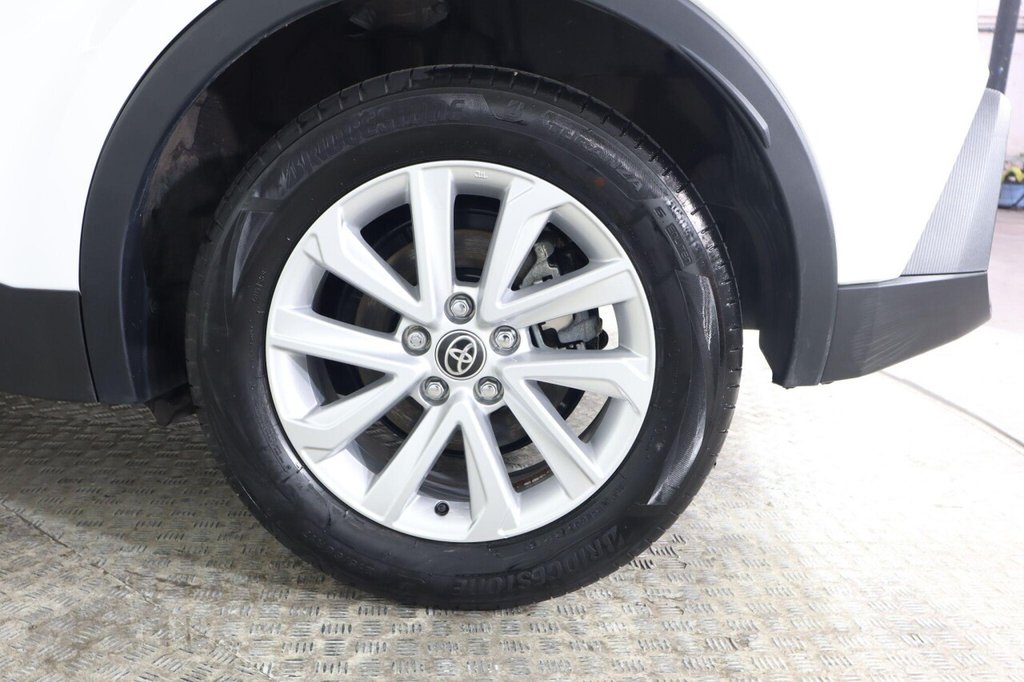 Used Toyota C-HR 2024 for sale - 77437339: Photo 28