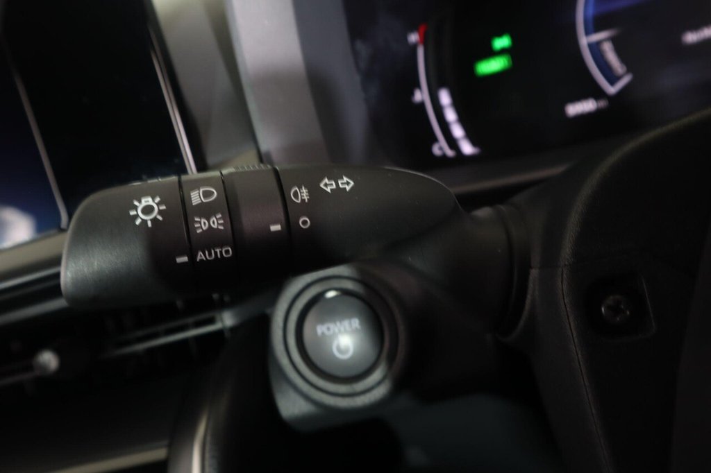 Used Toyota C-HR 2024 for sale - 77437339: Photo 47