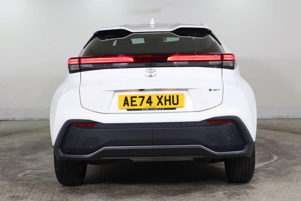 Used Toyota C-HR 2024 for sale - 77437339: Photo 8