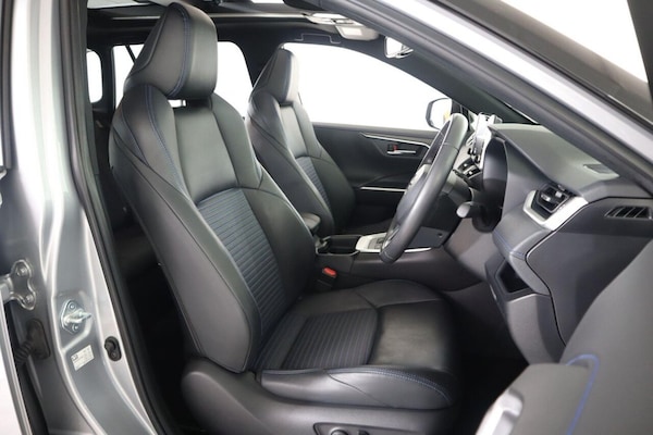 Used Toyota RAV4 2020 for sale - 76256258: Photo 15