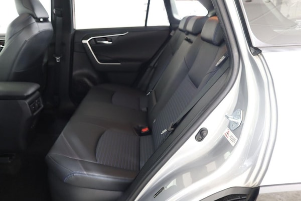 Used Toyota RAV4 2020 for sale - 76256258: Photo 17