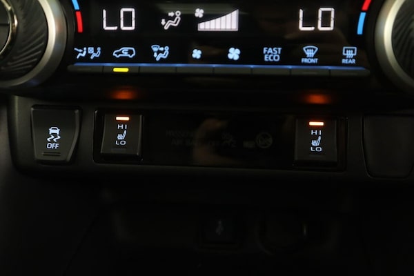 Used Toyota RAV4 2020 for sale - 76256258: Photo 50