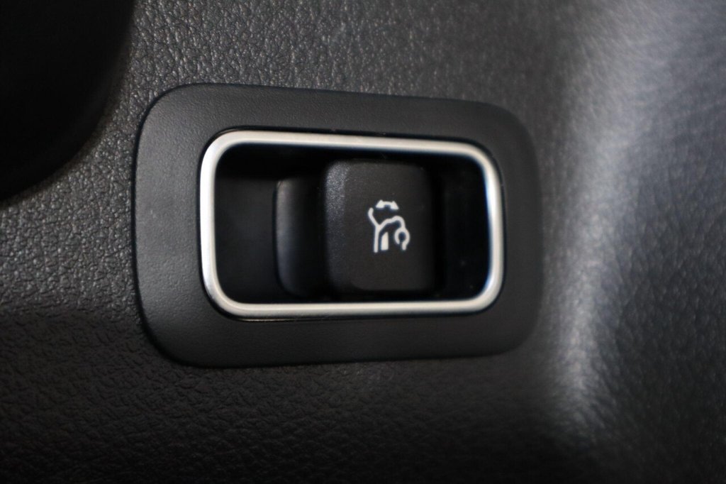 Used Mercedes-Benz GLB 2020 for sale - 77693596: Photo 27