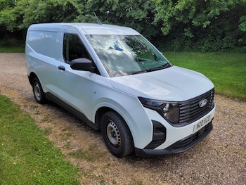 Used Ford Transit Courier 2024 for sale - 79057037: Photo