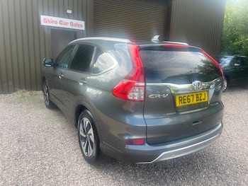 Used Honda CR-V 2017 for sale - 79353177: Photo
