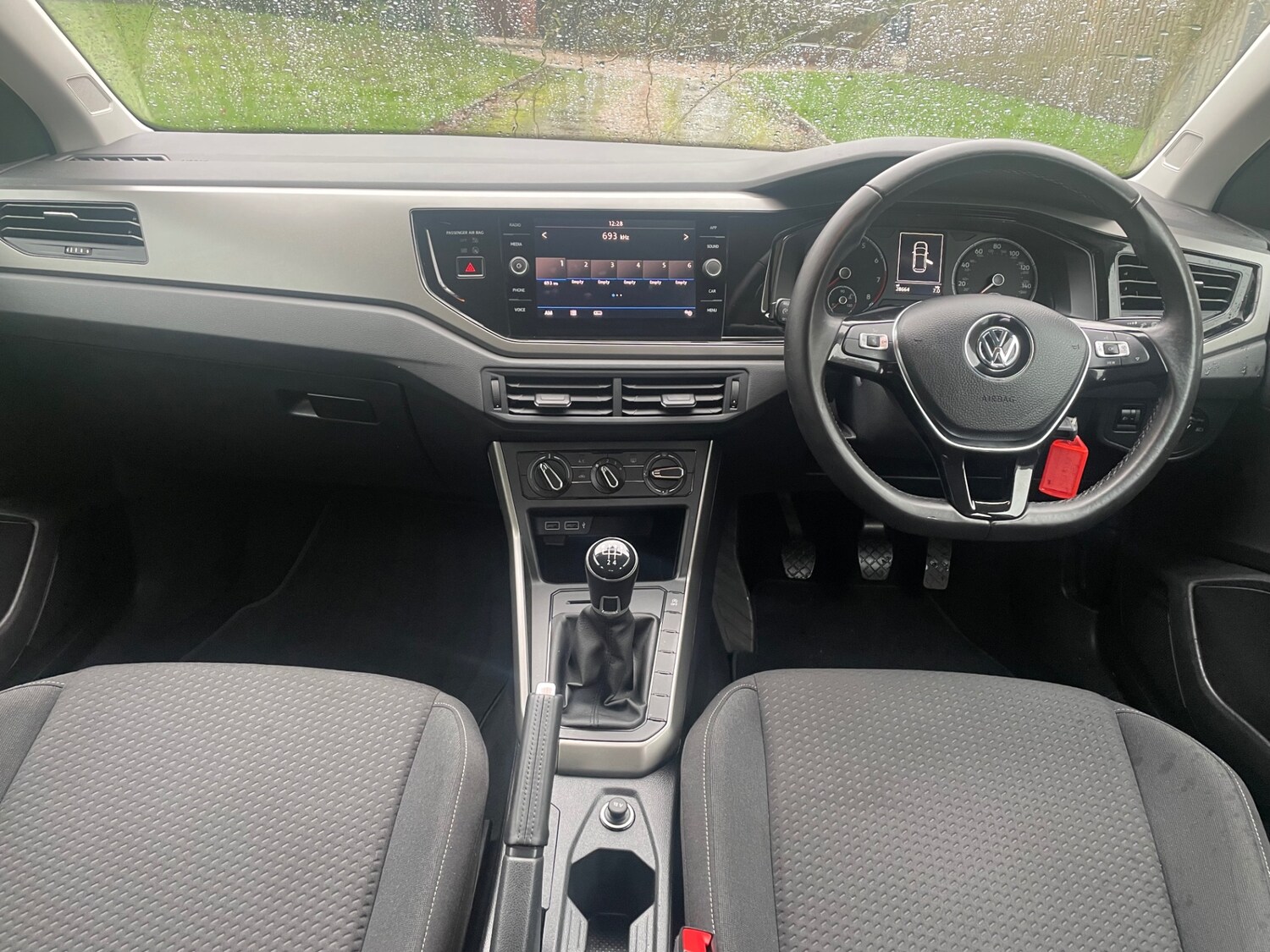 Used Volkswagen Polo 2018 for sale - 77629029: Photo 18