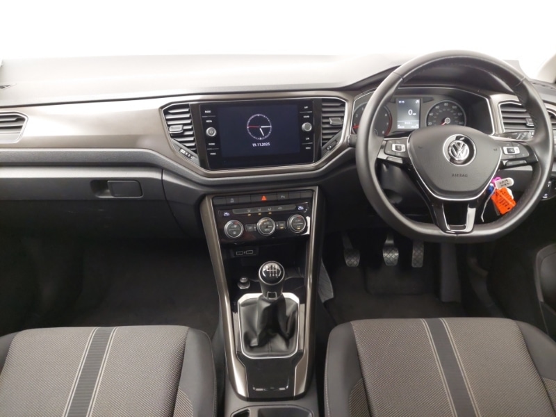 Used Volkswagen T-Roc 2019 for sale - 77078127: Photo 2