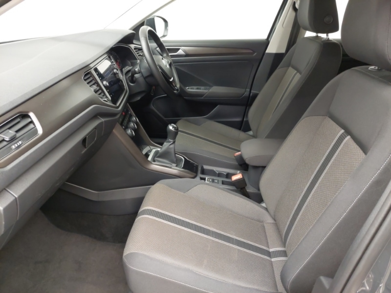 Used Volkswagen T-Roc 2019 for sale - 77078127: Photo 5