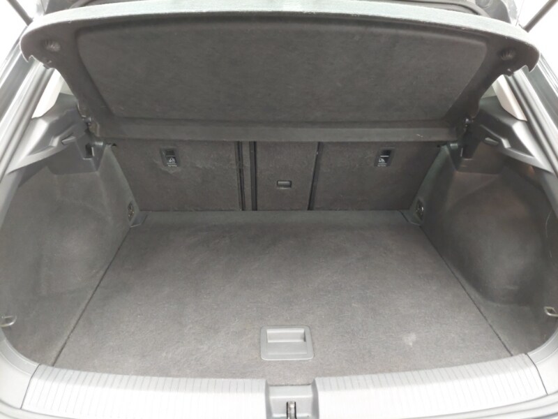 Used Volkswagen T-Roc 2019 for sale - 77078127: Photo 8