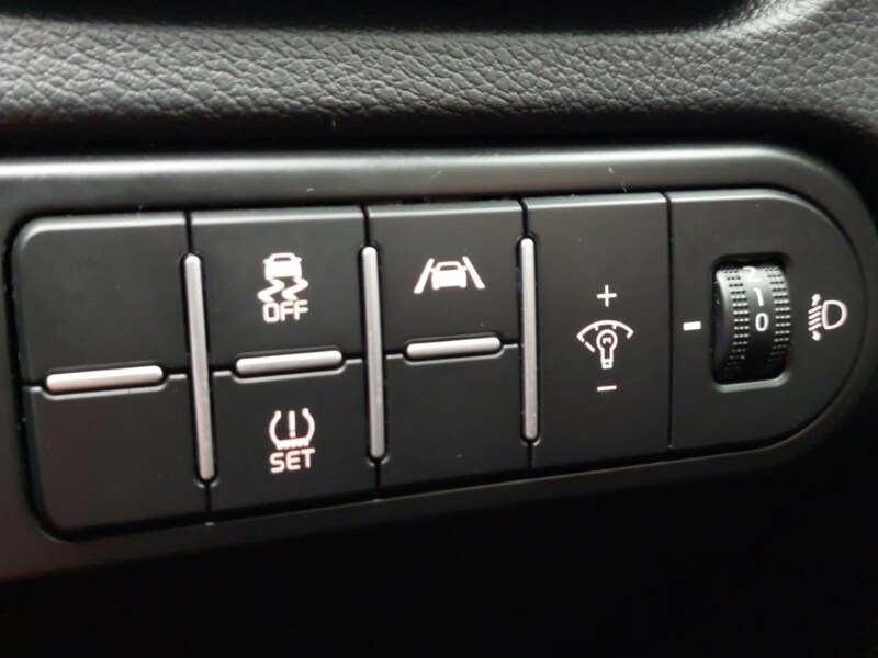 Used Kia XCeed 2023 for sale - 76656543: Photo 16