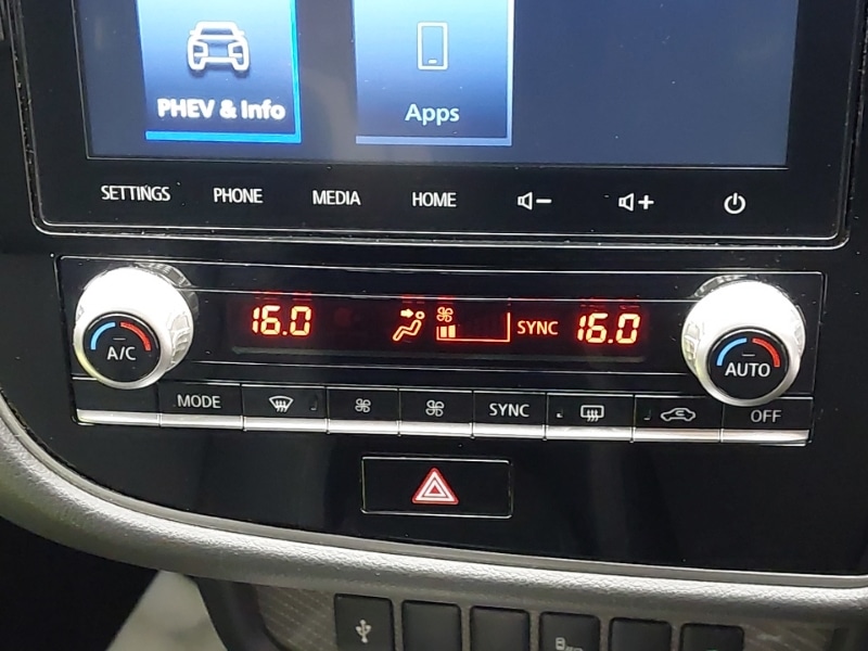 Used Mitsubishi Outlander 2020 for sale - 76318897: Photo 17