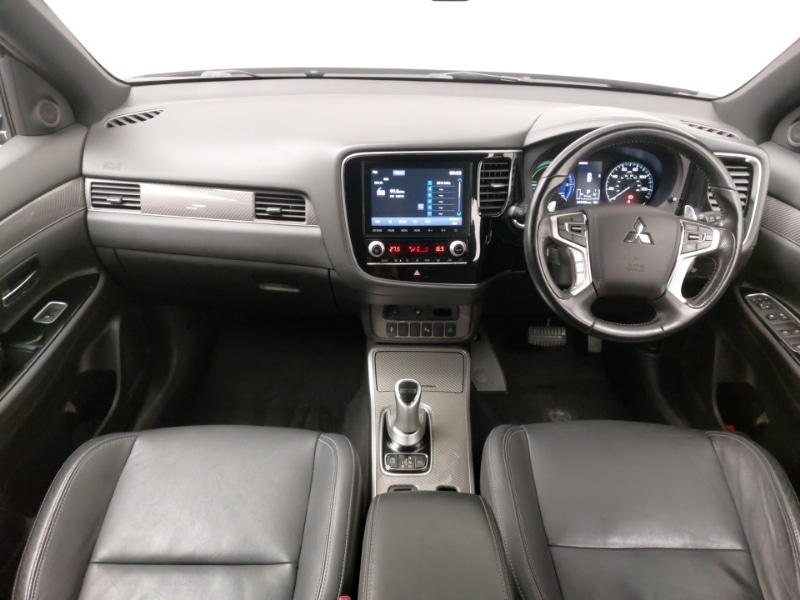 Used Mitsubishi Outlander 2020 for sale - 76318897: Photo 2