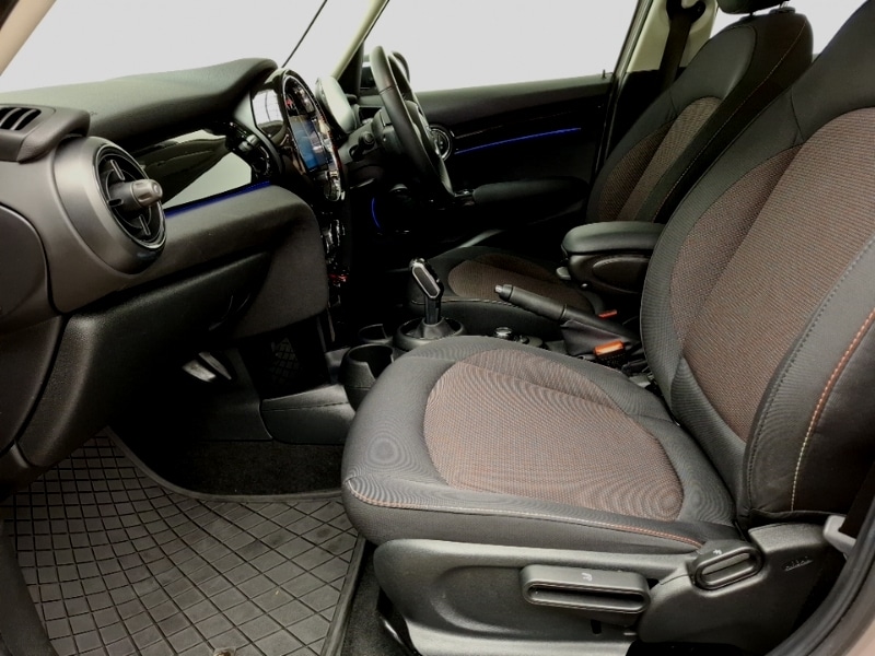 Used MINI Hatch 2023 for sale - 77047018: Photo 5