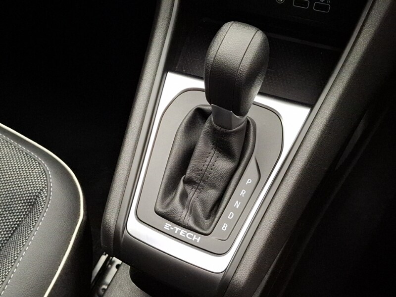 Used Renault Captur 2023 for sale - 77085634: Photo 16