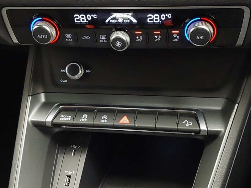 Used Audi Q3 2020 for sale - 76983178: Photo 14