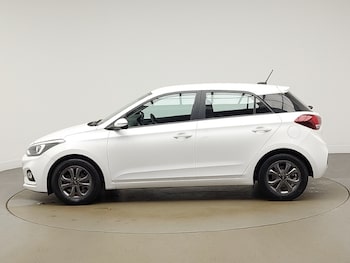 Used Hyundai i20 2018 for sale - 79048298: Photo