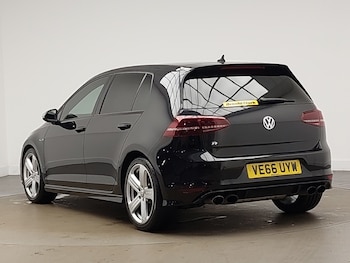 Used Volkswagen Golf 2016 for sale - 77663939: Photo