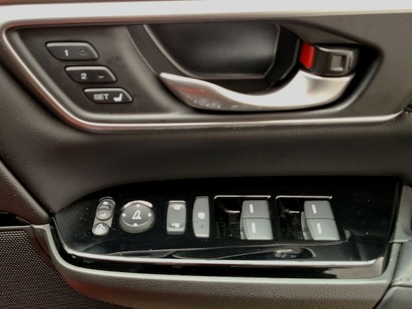 Used Honda CR-V 2023 for sale - 76213468: Photo 16