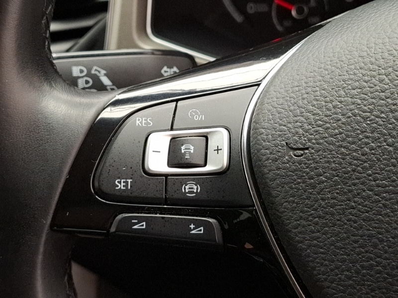 Used Volkswagen T-Roc 2021 for sale - 76560481: Photo 17