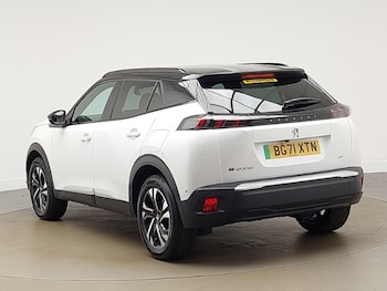 Used Peugeot 2008 2021 for sale - 78647504: Photo