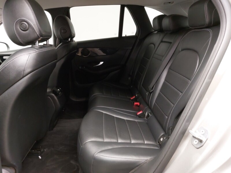 Used Mercedes-Benz GLC 2018 for sale - 76543390: Photo 6