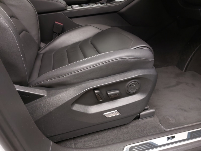 Used Volkswagen Touareg 2019 for sale - 76940569: Photo 14