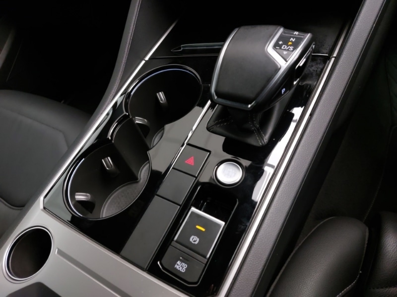 Used Volkswagen Touareg 2019 for sale - 76940569: Photo 16