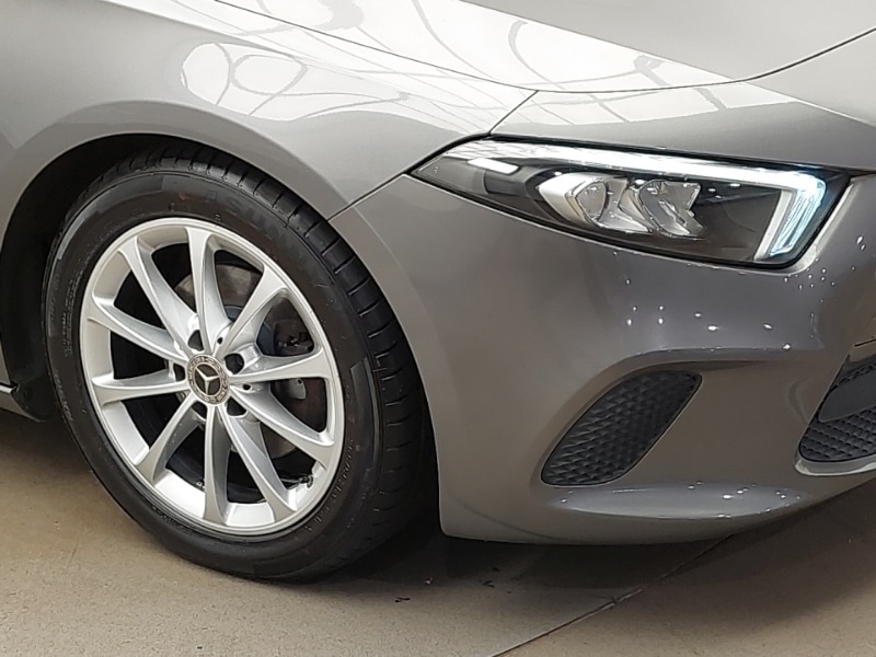 Used Mercedes-Benz A-Class 2019 for sale - 76879797: Photo 9