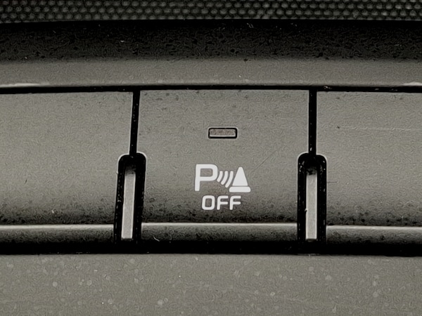 Used Kia Stonic 2023 for sale - 76258495: Photo 16