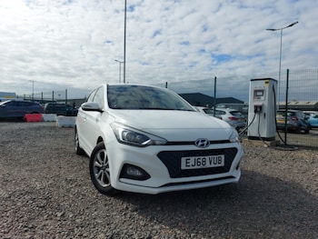 Used Hyundai i20 2018 for sale - 78522758: Photo