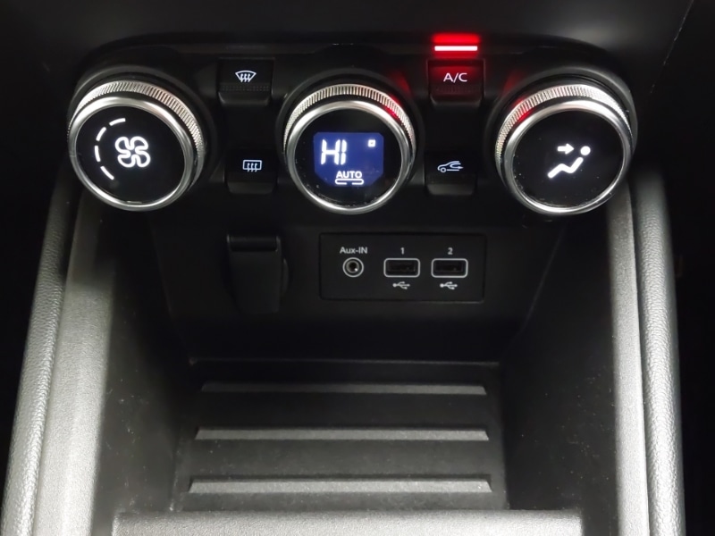 Used Renault Clio 2021 for sale - 76383889: Photo 16