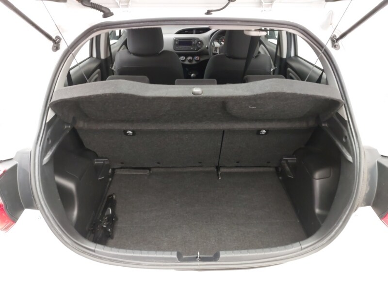 Used Toyota Yaris 2017 for sale - 77947431: Photo 8