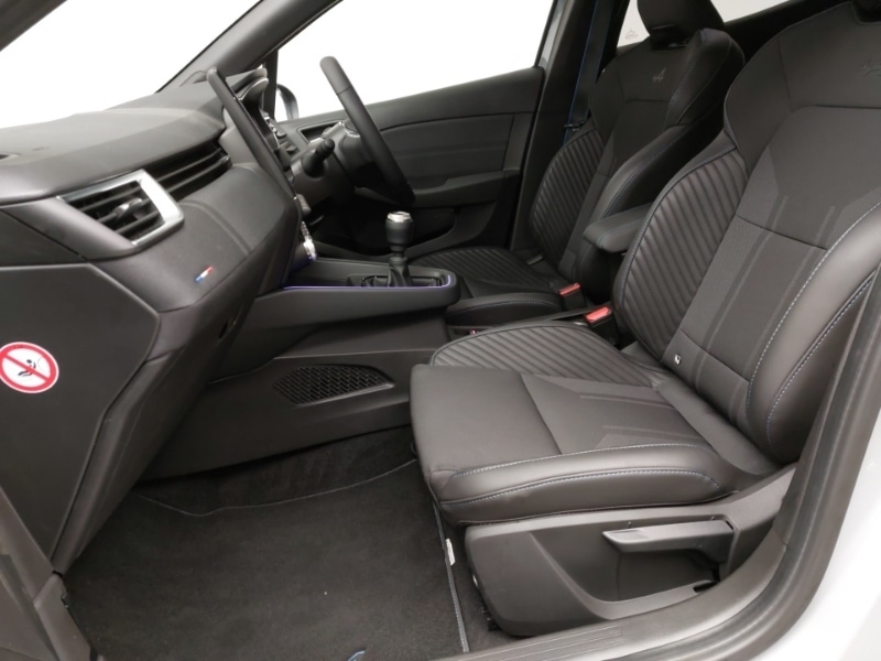 Used Renault Clio 2024 for sale - 77433778: Photo 5