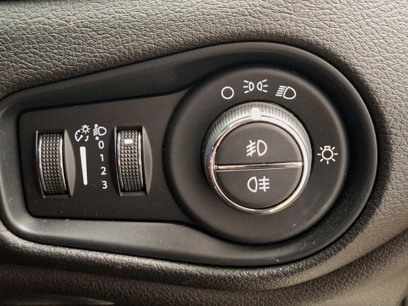 Used Jeep Renegade 2021 for sale - 77234859: Photo 19