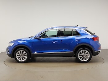 Used Volkswagen T-Roc 2023 for sale - 78905778: Photo