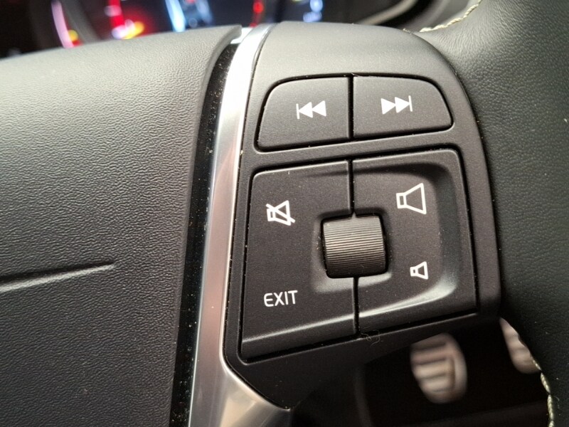 Used Volvo V40 2019 for sale - 77024411: Photo 17