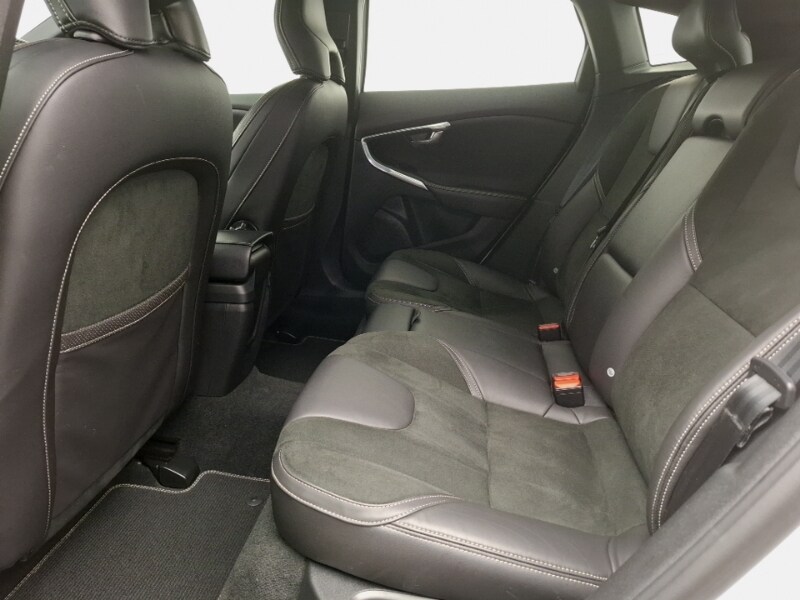 Used Volvo V40 2019 for sale - 77024411: Photo 6