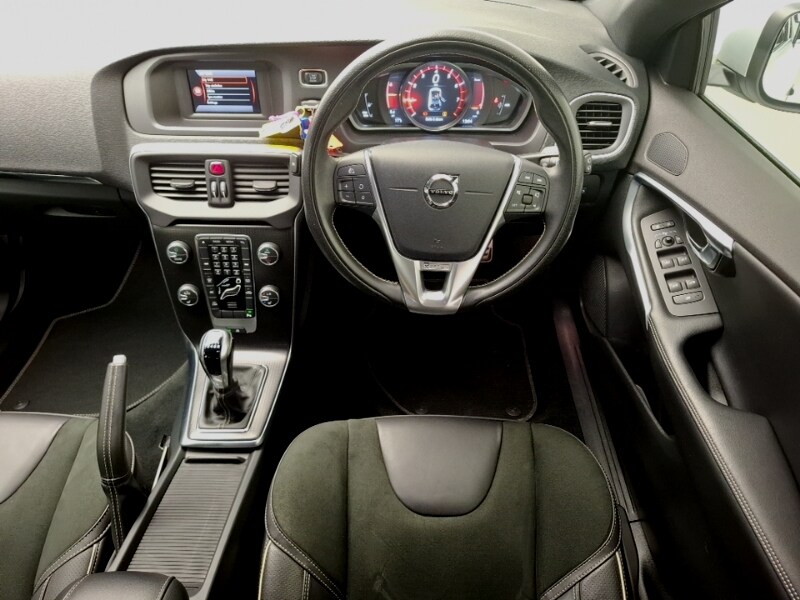 Used Volvo V40 2019 for sale - 77024411: Photo 7