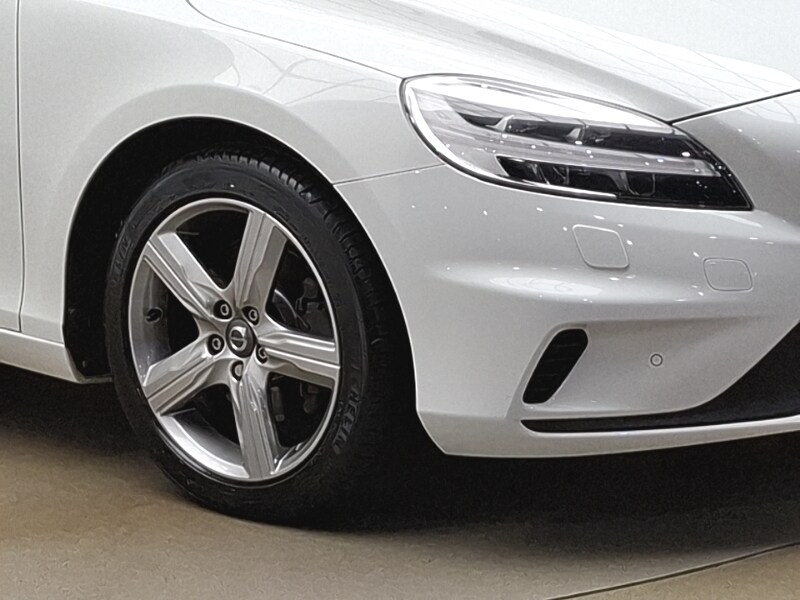 Used Volvo V40 2019 for sale - 77024411: Photo 9