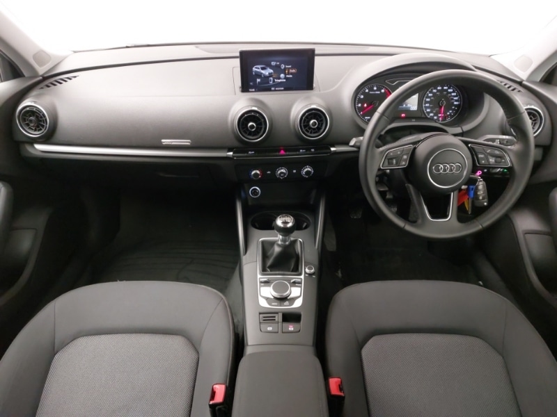 Used Audi A3 2018 for sale - 77149743: Photo 2