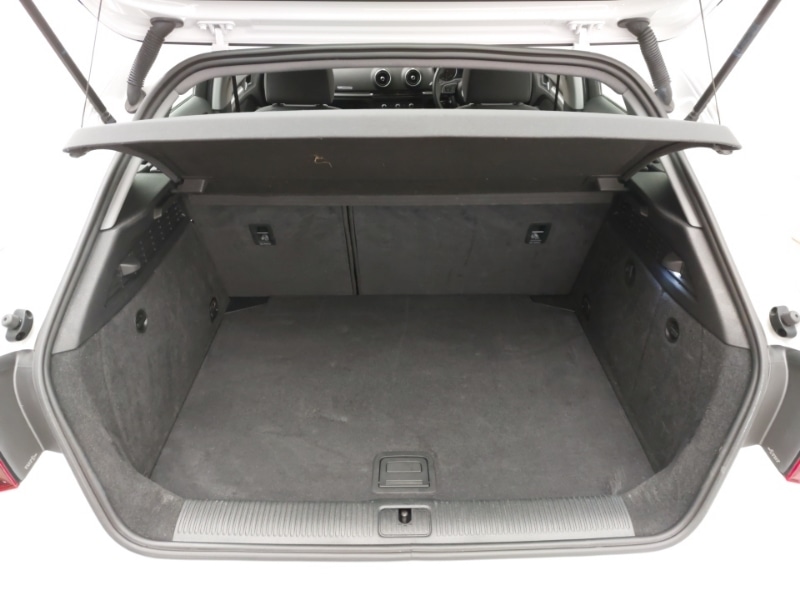 Used Audi A3 2018 for sale - 77149743: Photo 8