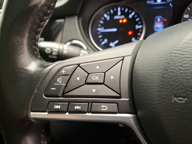 Used Nissan Qashqai 2018 for sale - 76889353: Photo 17