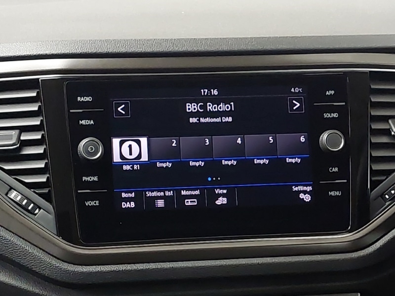 Used Volkswagen T-Roc 2019 for sale - 76644203: Photo 10