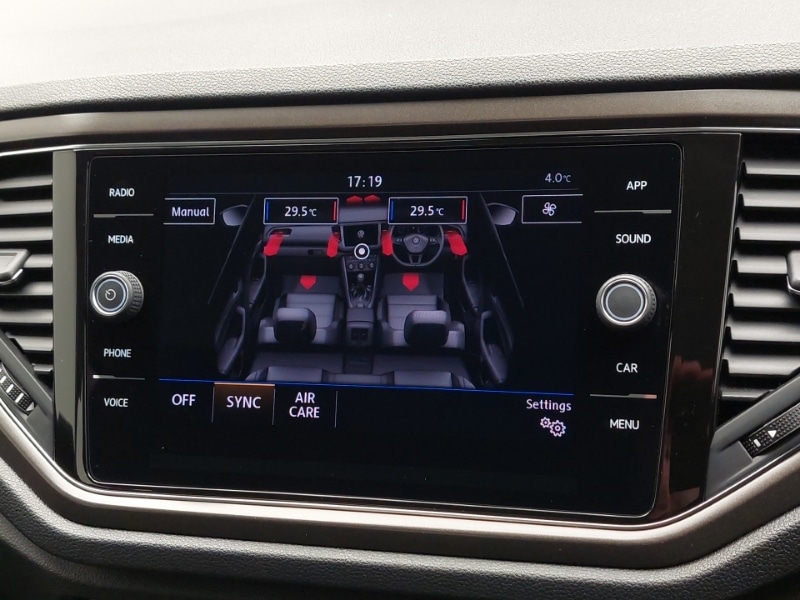 Used Volkswagen T-Roc 2019 for sale - 76644203: Photo 17